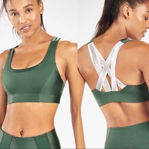 Fabletics Paige low impact green sports bra